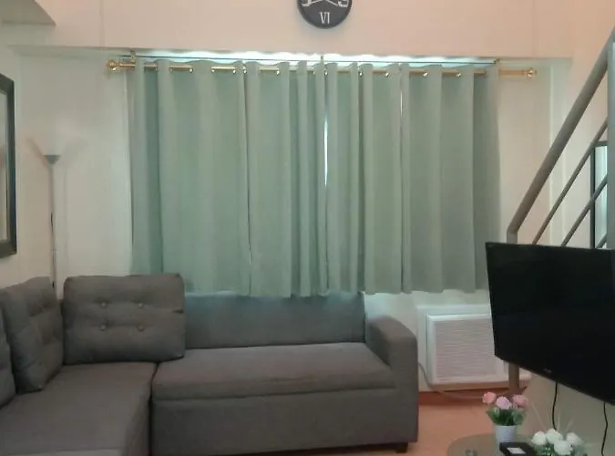 Apartahotel Cozy 1 Bedroom Loft Type Unit In Bgc *